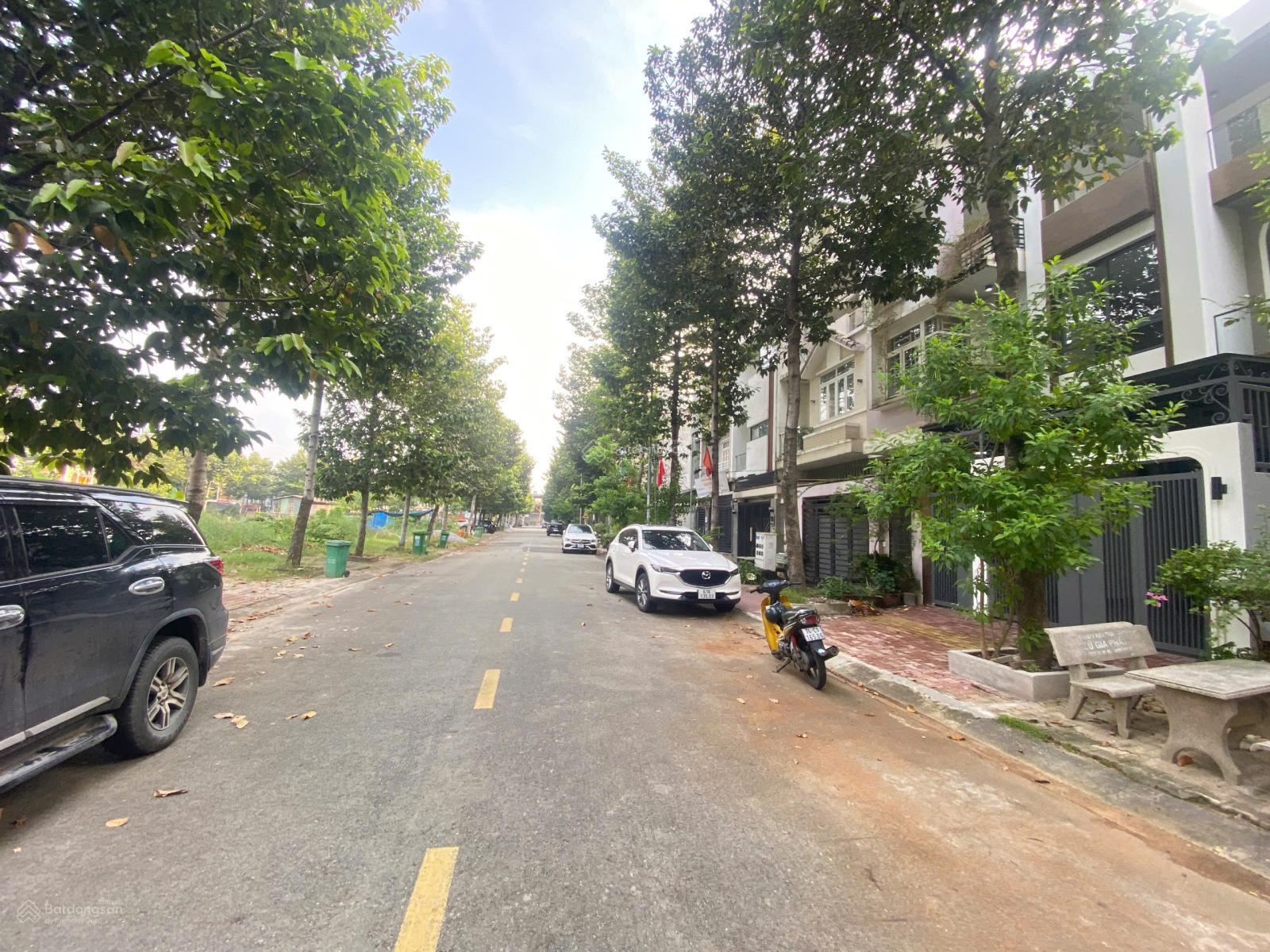 Bán đất KDC Hiệp Thành 3, Ds14 , diện tích : 100m2 giá bán 4tỷ2 Bán đất KDC Hiệp Thành 3, Ds14 , diện tích : 100m2 giá bán 4tỷ2