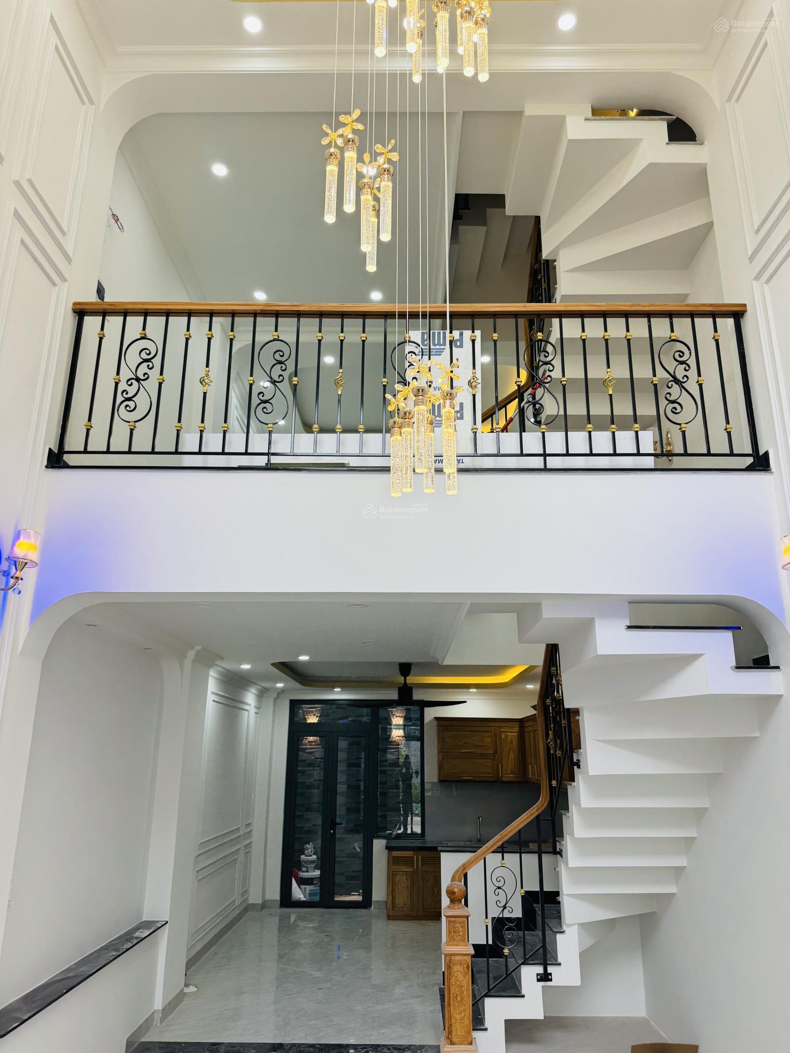 BÁN NHÀ ĐẸP ĐÓN TẾT 2026 ĐƯỜNG 40, CHỢ HIỆP BÌNH THỦ ĐỨC Nhà mới 2025 Full nội thất