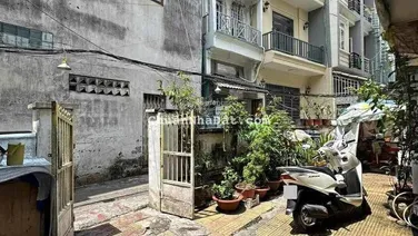Nhà C3, 1/ Sẹc - Trần Bình Trọng - 11x18m (163/202m2) - 16tỷ