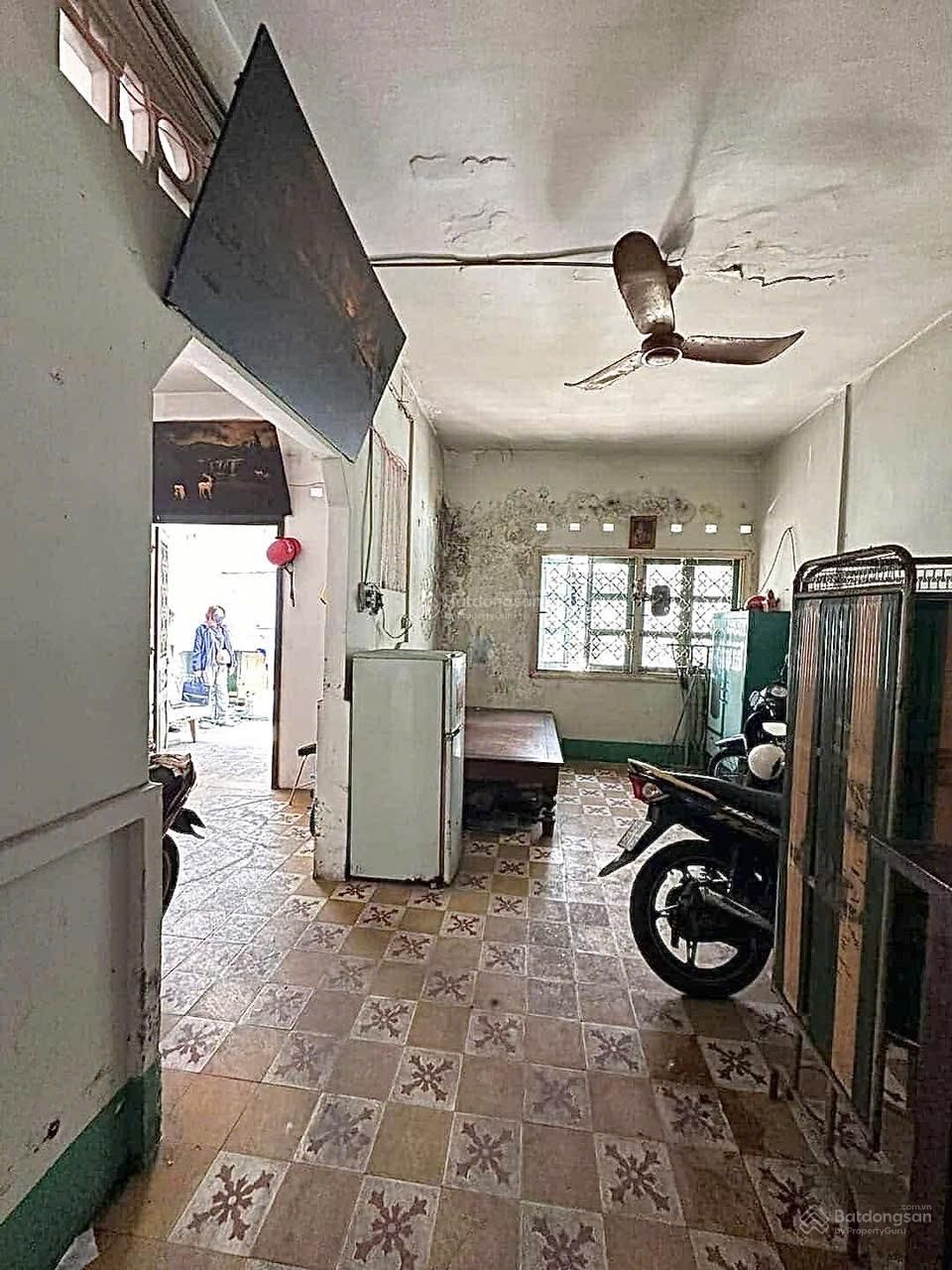 Nhà C3, 1/ Sẹc - Trần Bình Trọng - 11x18m (163/202m2) - 16tỷ