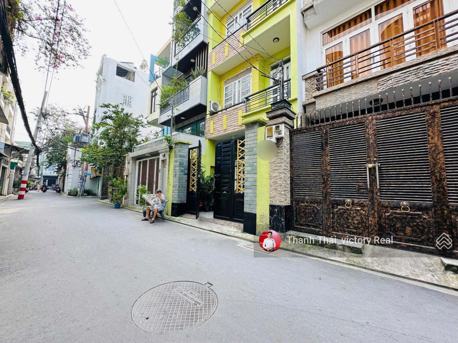 Bán nhà mặt tiền đường 8m Nguyễn Bá Tòng, DT: 3,9 x 19m [71,8m2], 3 lầu, 7PN - 12.3 tỷ TL