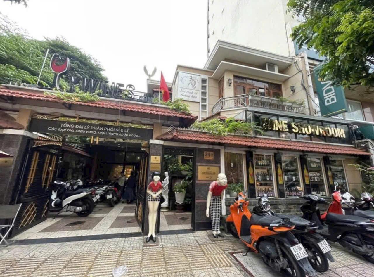 Cho thuê nhà số 34B Nguyễn Thị Diệu, Quận 3, Dt: 12.6x18m, trệt 2 lầu, khu vực trung tâm quận 3.