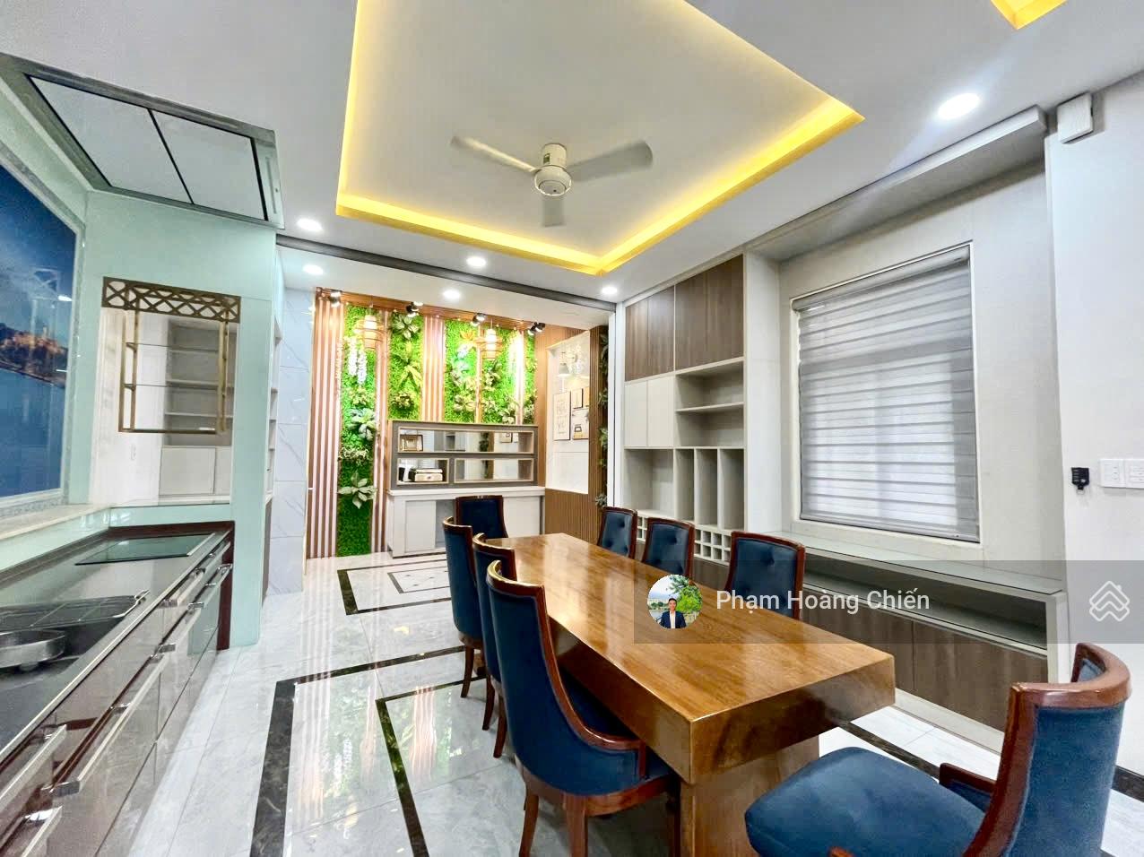 Cho thuê nhà phố góc công viên Lakeview City, Hoàn thiện cao cấp giá 35 triệu 4PN 5WC LH 0907 110 *** Cho thuê nhà phố góc công viên Lakeview City, Hoàn thiện cao cấp giá 35 triệu 4PN 5WC LH 0907 110 ***