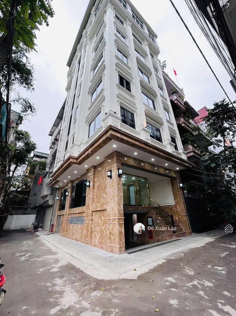 Bán nhà ngõ 106 Hoàng Quốc Việt, Lô góc, Thang máy, 2 ô tô tránh, vỉa hè KD. DT 80m2 giá 30 tỷ Bán nhà ngõ 106 Hoàng Quốc Việt, Lô góc, Thang máy, 2 ô tô tránh, vỉa hè KD. DT 80m2 giá 30 tỷ