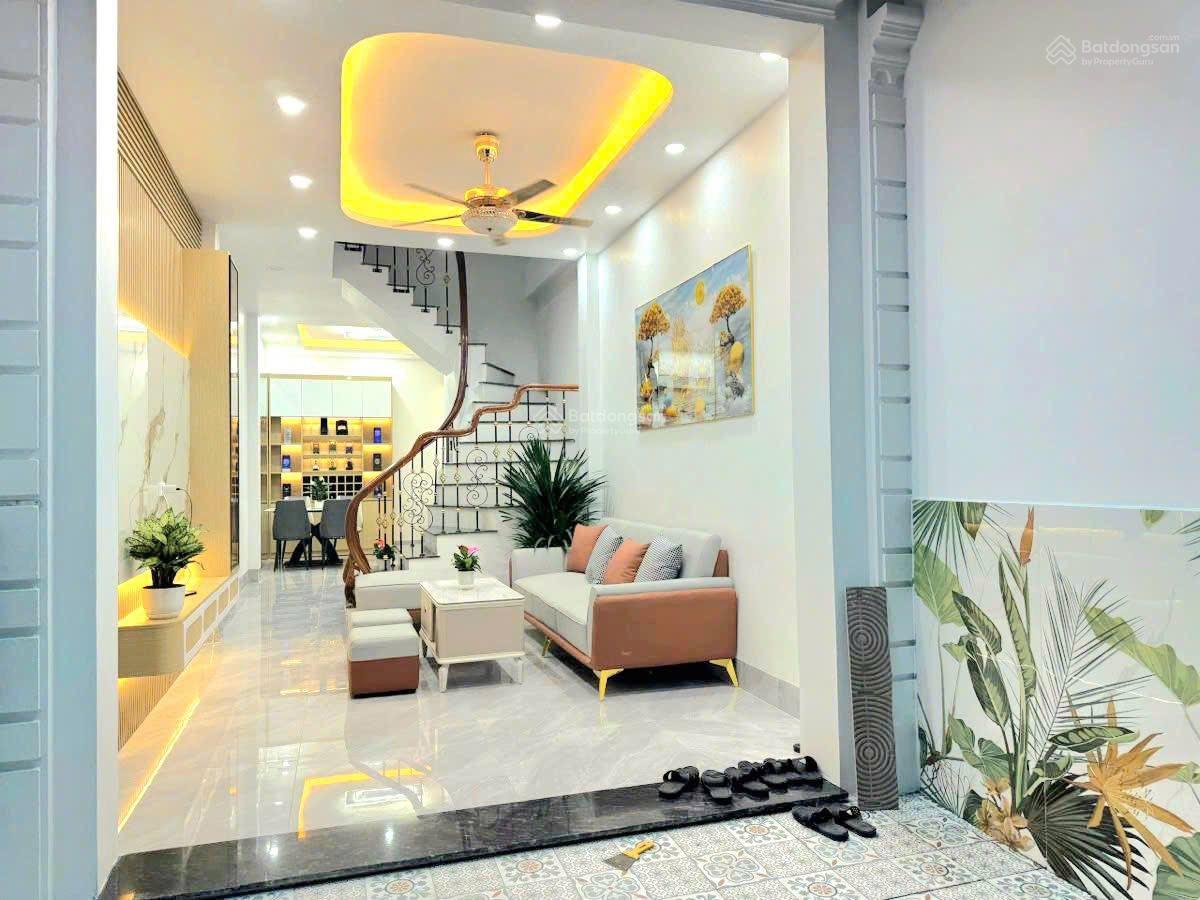 Nhà riêng đường Chiến thắng Văn Quán Hà Đông Gara ô tô vào nhà vài bước ra phố DT51m2 giá hơn 12 tỷ
