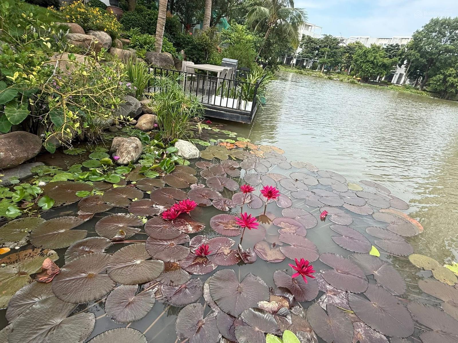 Cần bán căn biệt thự đảo Ecopark Văn Giang, Hưng Yên