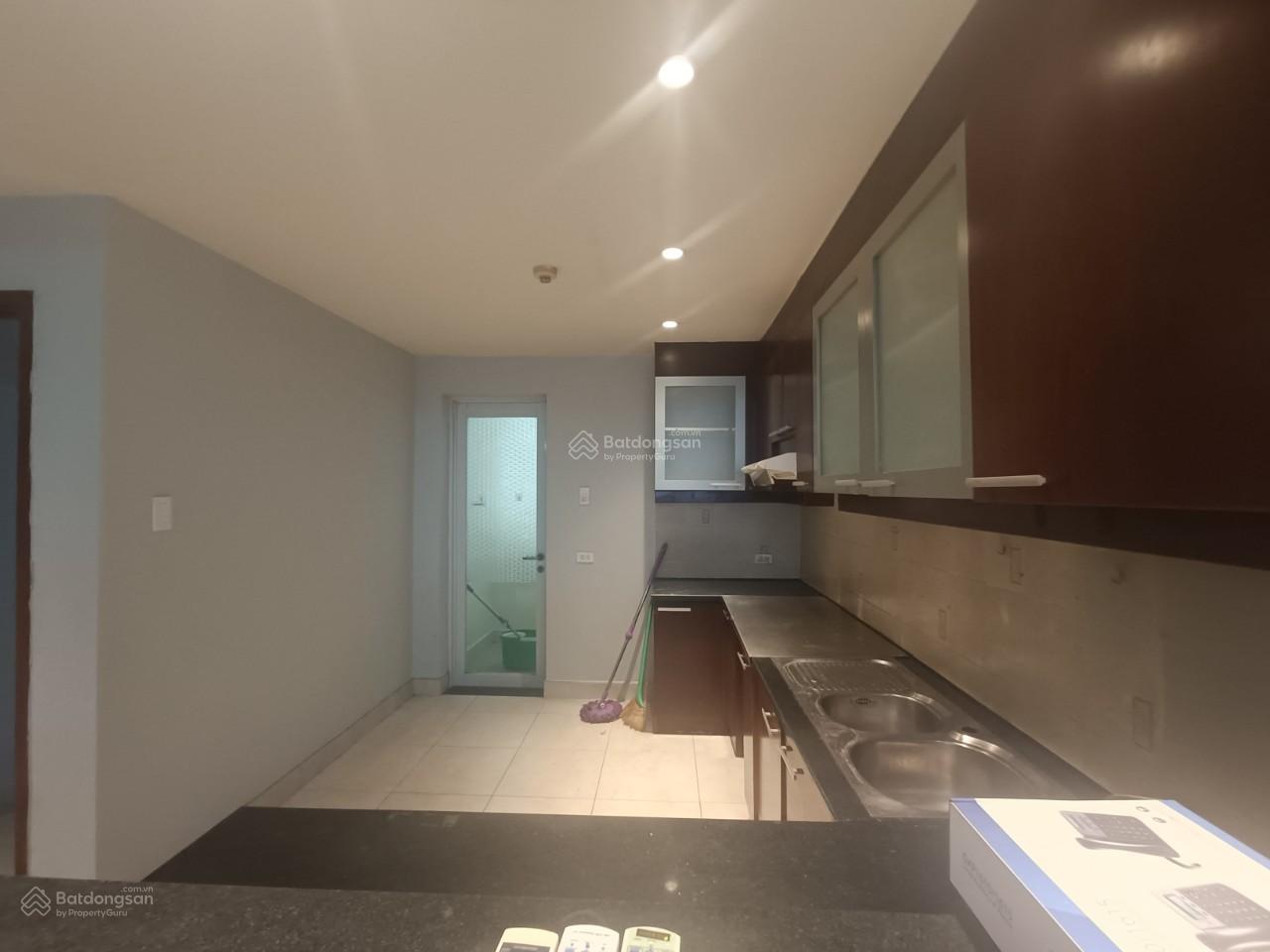 CHO THUÊ NHANH CĂN HỘ HÙNG VƯƠNG PLAZA - P12 - Q5 CHO THUÊ NHANH CĂN HỘ HÙNG VƯƠNG PLAZA - P12 - Q5