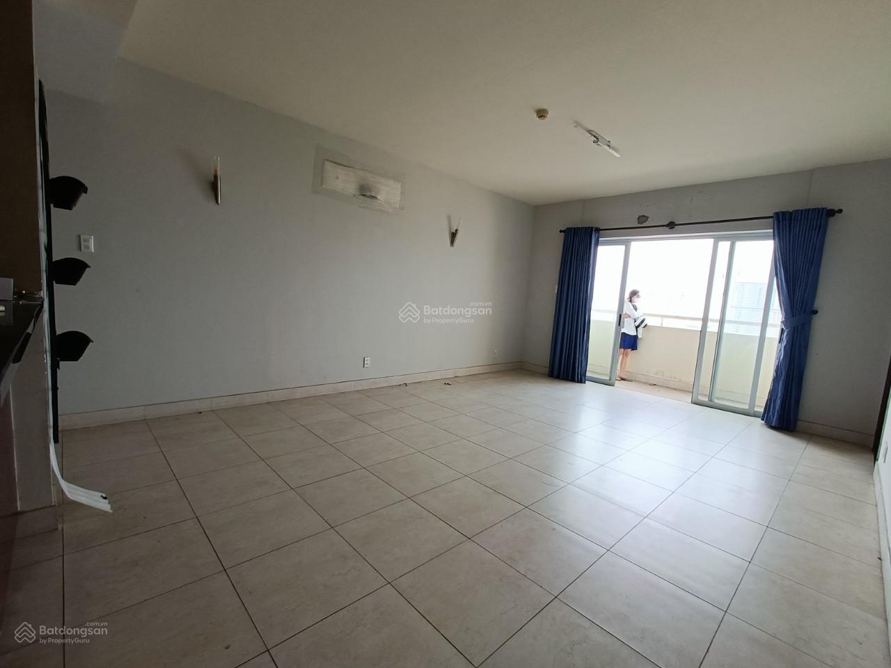 CHO THUÊ NHANH CĂN HỘ HÙNG VƯƠNG PLAZA - P12 - Q5