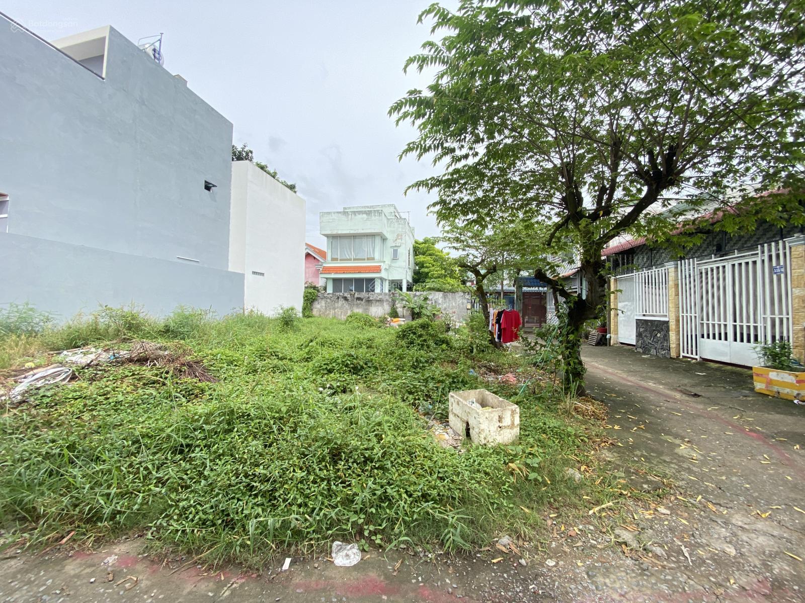 Bán rẻ lô góc 2MT 113.3m2 xã Bình Chánh QH dân cư đông đúc Bán rẻ lô góc 2MT 113.3m2 xã Bình Chánh QH dân cư đông đúc