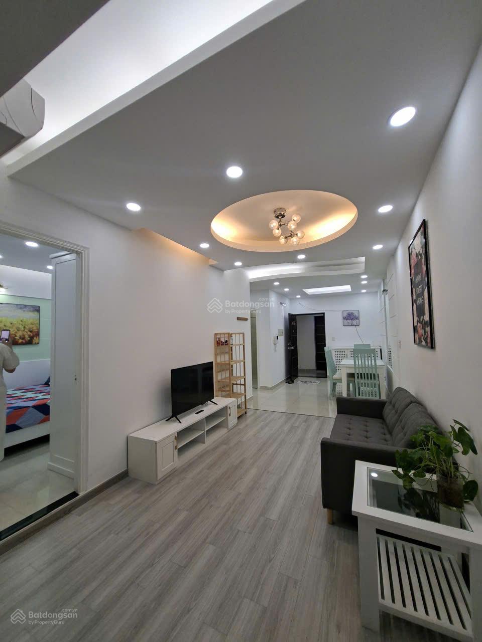 Cho thuê nhiều căn hộ Sky Garden 3. DT 56m2 nhà đẹp 2 phòng ngủ 1wc Giá từ 11 triệu đến 13 Triệu