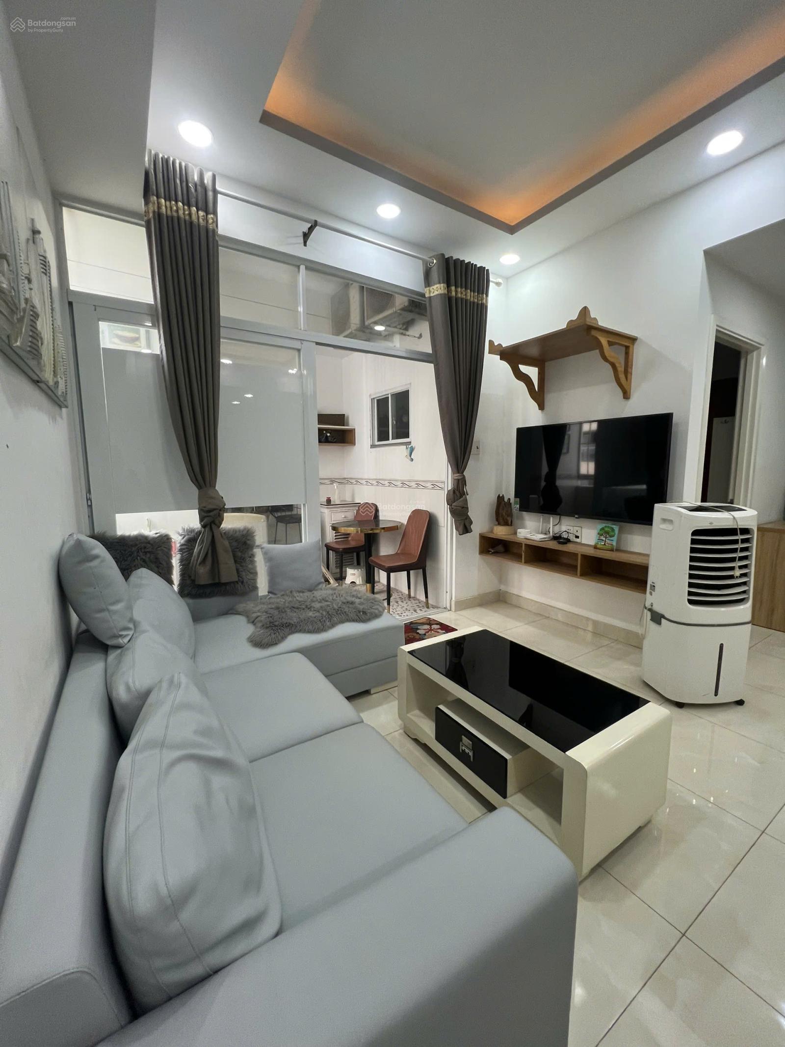 Căn hộ Vạn Đô đường Bến Vân Đồn, Q4. DT 85m2, 2PN, 15tr full nội thất.LH: 0901 341 *** Phương