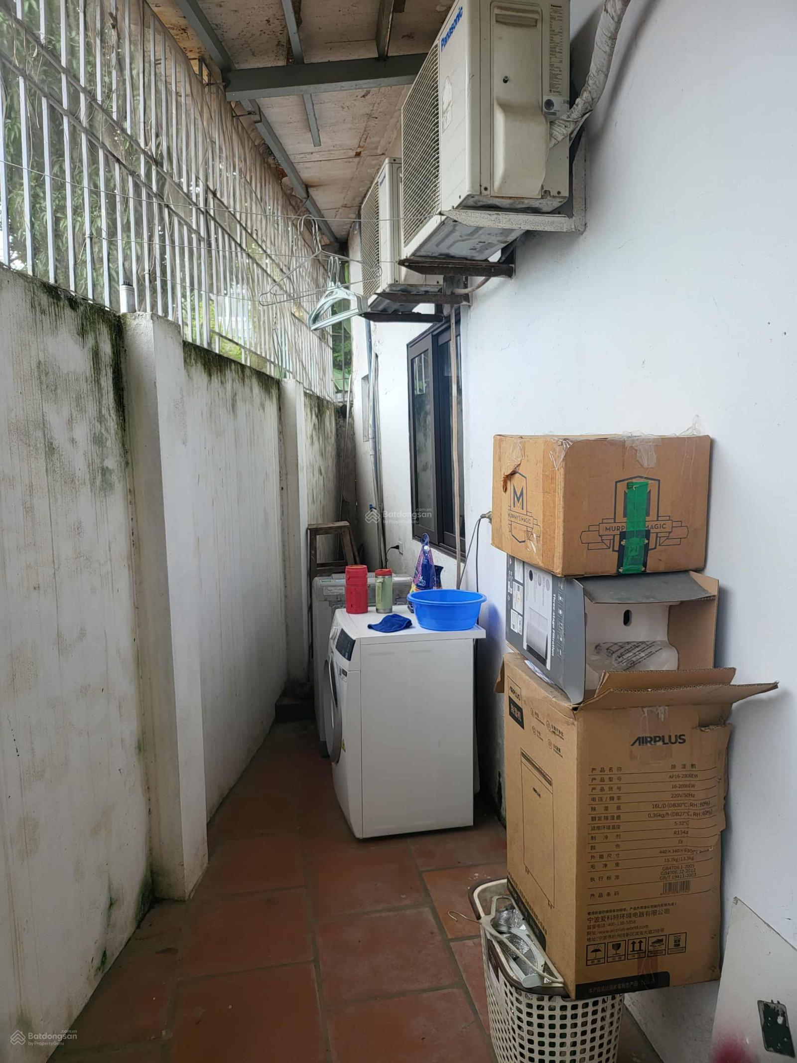 Cho thuê nhà chính chủ Tây Hồ, Hà Nội. Địa chỉ: Tô Ngọc Vân, Quảng An, Tây Hồ nhà 1 tầng