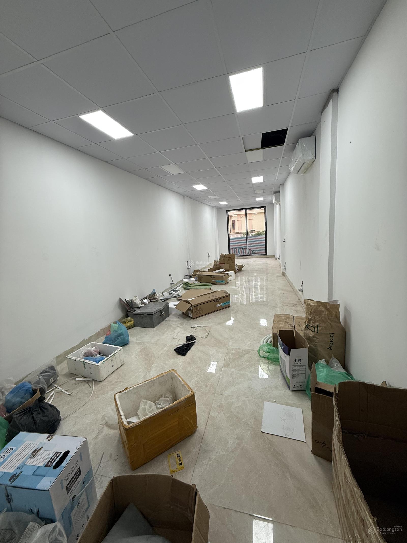 Cho thuê nhà Lê Đức Thọ, 80m2, 8 tầng, thông sàn, thang máy, 45Tr Cho thuê nhà Lê Đức Thọ, 80m2, 8 tầng, thông sàn, thang máy, 45Tr