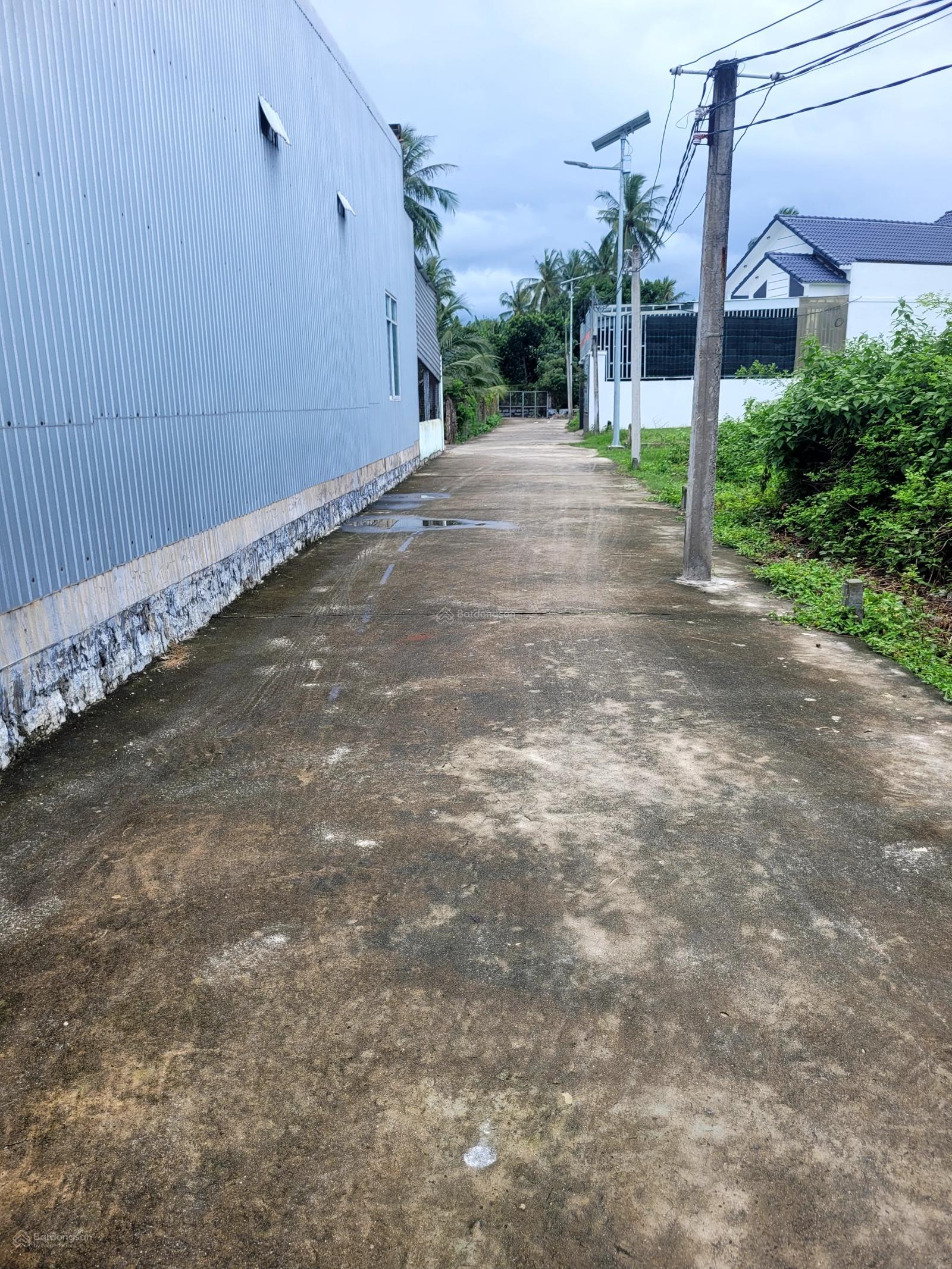 Bán đất 329.6m2 có 100m2 thổ. Nghĩa Phú, P. Bắc Cam Ranh, Khánh Hòa