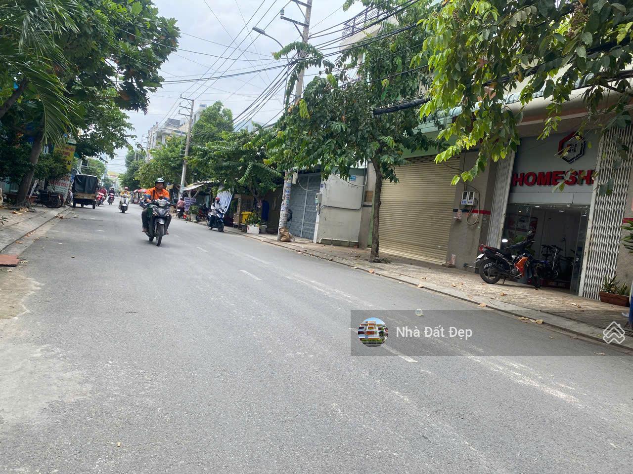 Bán 2 nền đất đẹp 4x20m, MTKD đường 413 Lê Văn Quới thông qua Hương Lộ 2. Giáp Tân Phú