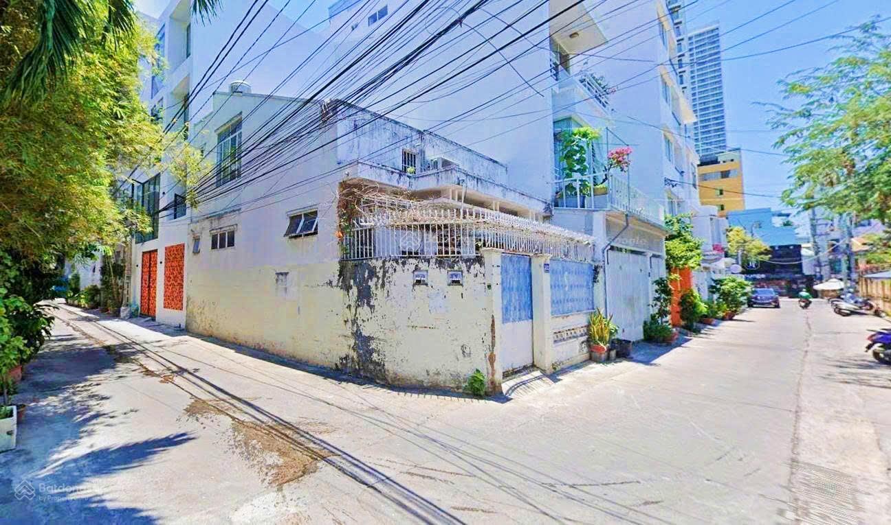 GÓC 2 MẶT TIỀN __hẻm Nguyễn Thiện Thuật nối dài * Ô TÔ vi vu , ra biển Trần Phú : 400m Giá: 12 tỷ