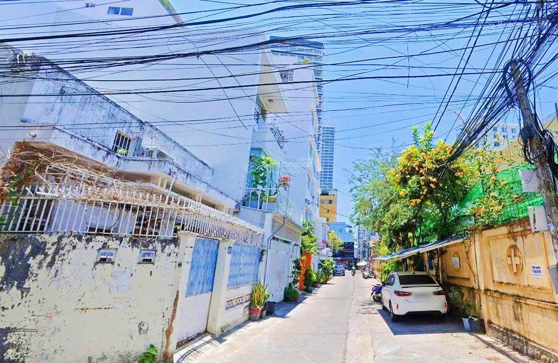 GÓC 2 MẶT TIỀN __hẻm Nguyễn Thiện Thuật nối dài * Ô TÔ vi vu , ra biển Trần Phú : 400m Giá: 12 tỷ