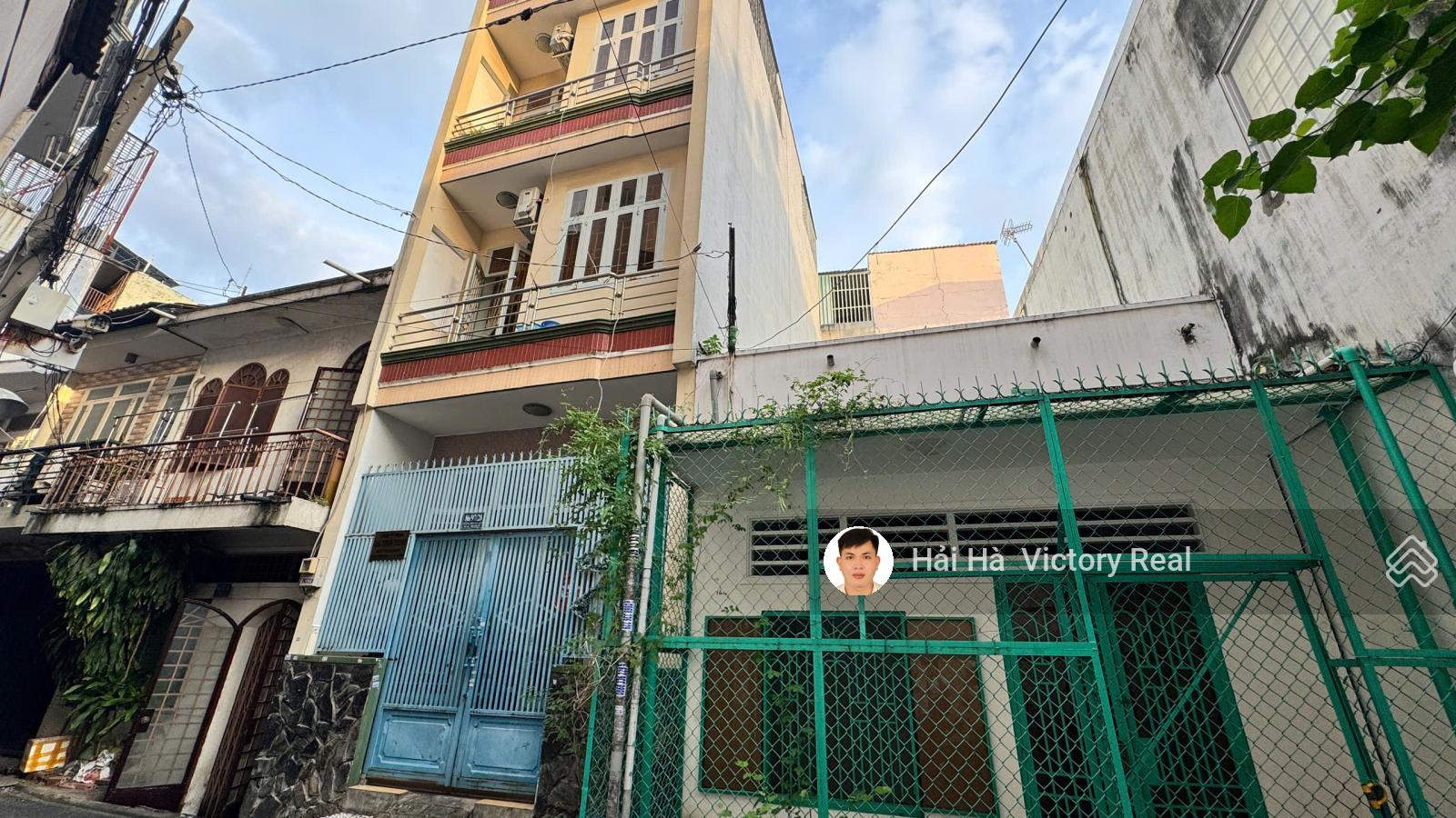 Bán nhà đường Trường Chinh, thông đường Xuân Diệu, Ng Thái Bình, DT: 4.26x13m, nhà cũ tiện xây mới