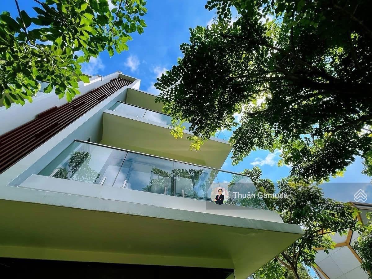 Căn góc, DT 530m2, 3 mặt tiền - mua giá gốc CĐT, CK 29%, TT chỉ 20% nhận nhà, dãn 3năm - The Glen