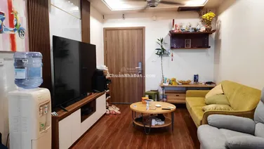 Cho thuê căn hộ 176 Định Công, Phương Liệt 66m2, 2 ngủ 2 vs, sân chơi, bể bơi, đủ đồ, 11 triệu/th