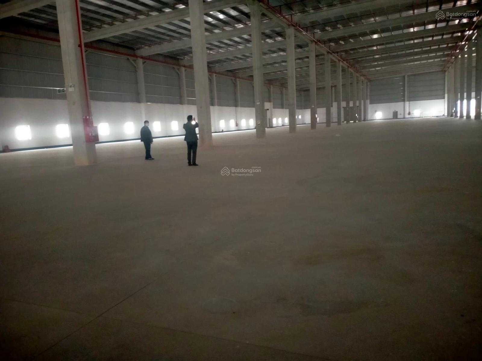 Cho thuê kho xưởng ngoài KCN Bá Thiện 5000m2-10000m2 giá 90k/m bao gồm VAT PCCC tự động nghiệm thu
