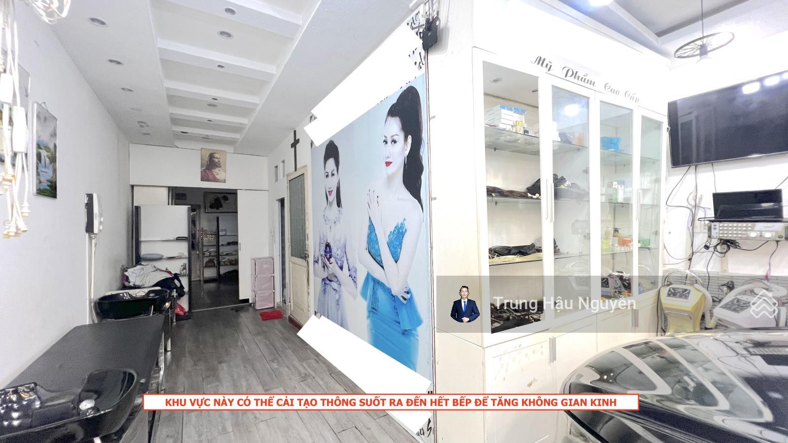 Nhà MTĐ Phan Thị Ràng ngay Công An Tỉnh - Trung tâm RG, lộ 33m lề 10m, 5x25m, 3 tầng, 4pn 5wc, SHR