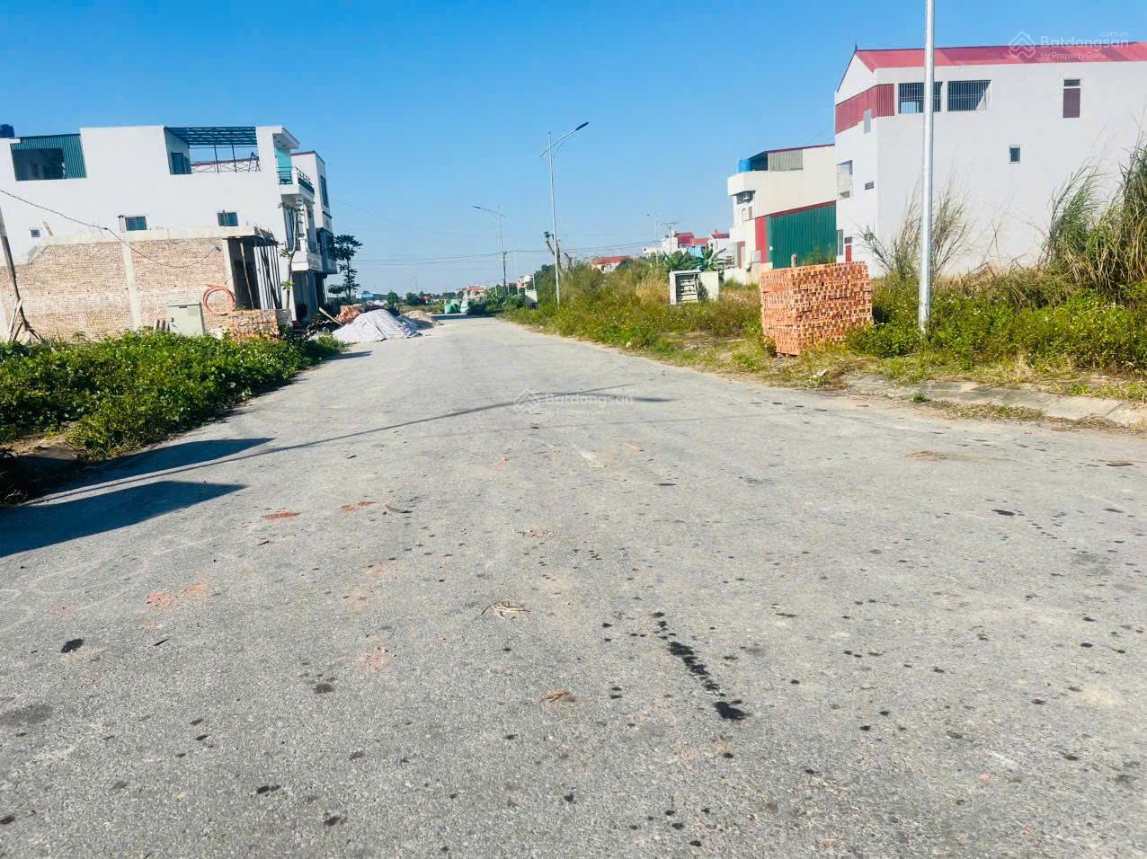 Bán lô 80m2 mặt sau trục chính tại giãn dân Hòa Phong chính chủ
