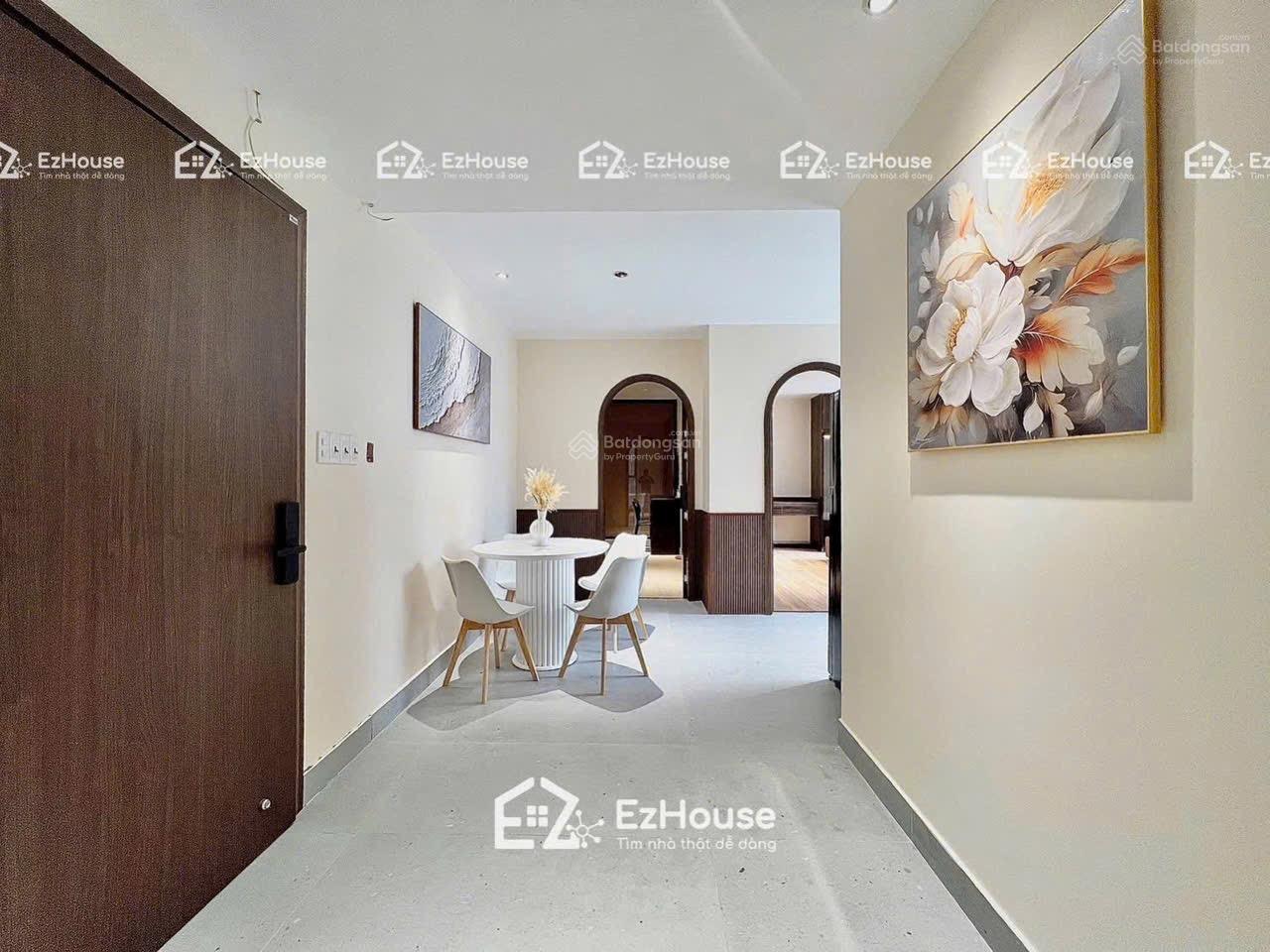 Tổng hợp 2 phòng ngủ full nội thất thang máy ban công hot nhất khu vực