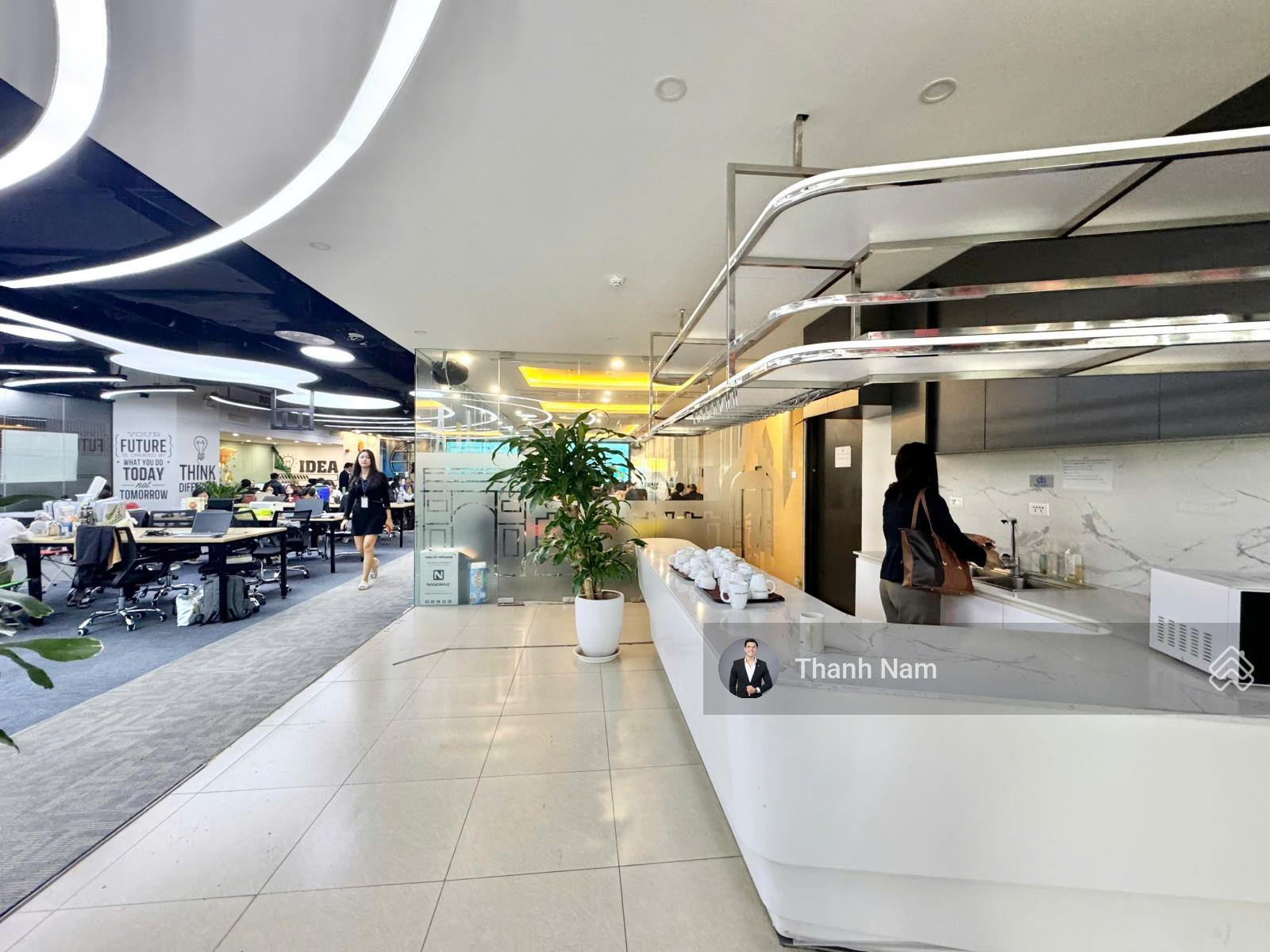 Cho thuê văn phòng tòa Dolphin Plaza 6 Nguyễn Hoàng, Mỹ Đình DT 915m2 cắt linh hoạt - có nội thất