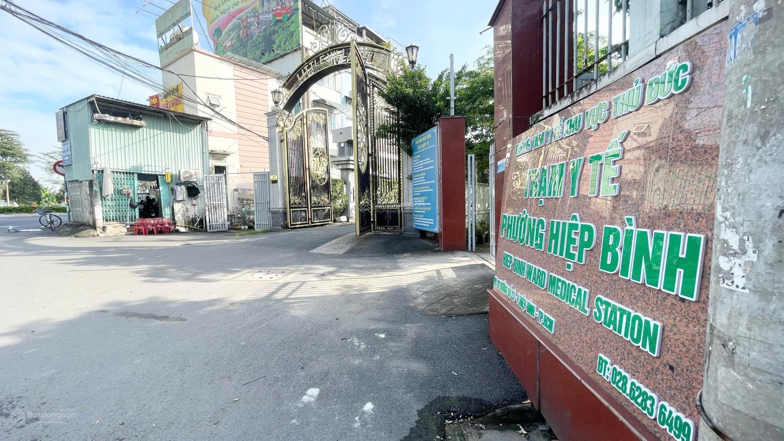 Bán nhà Đường số 22, Hiệp Bình Chánh ngay Gigamall, Thủ Đức - Hầm 4 tầng 110m2 giá chỉ 15,5 tỷ Bán nhà Đường số 22, Hiệp Bình Chánh ngay Gigamall, Thủ Đức - Hầm 4 tầng 110m2 giá chỉ 15,5 tỷ