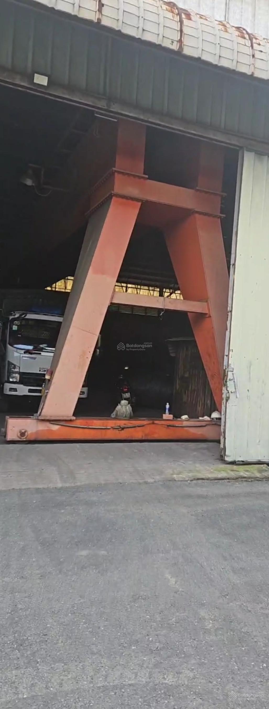 Cho thuê kho xưởng 850m2 Kha Vạn Cân, phường Linh Trung, Quận Thủ Đức