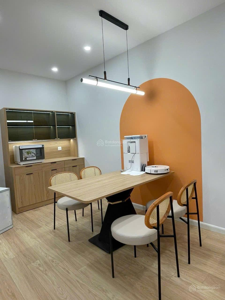 Bán căn 106m 3PN MHD Trung Văn Tố Hữu giá 9,3ty Bán căn 106m 3PN MHD Trung Văn Tố Hữu giá 9,3ty