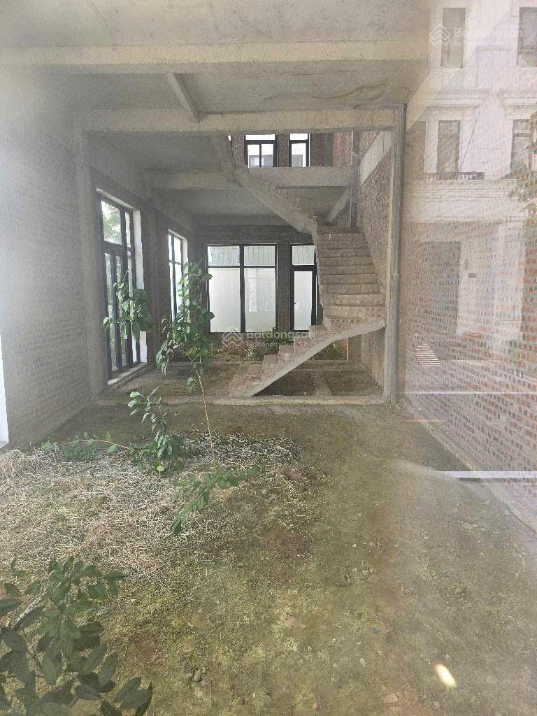 Bán BT 6PN, 7WC, 4 tầng, tại Louis City Hoàng Mai, 32,8 tỷ, 108m2