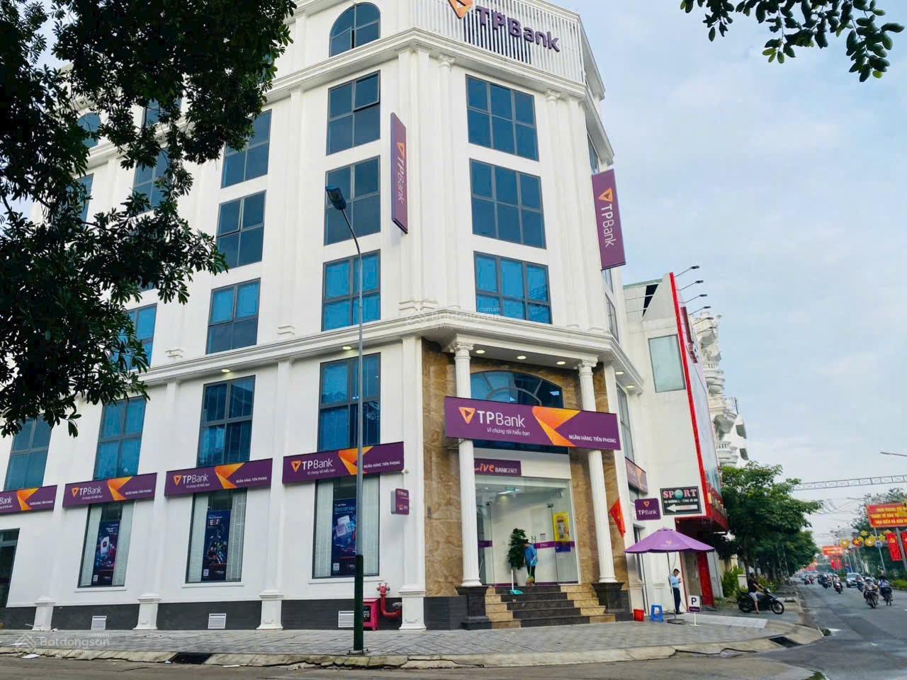 Bán Nhà Siêu Vị Trí Góc 2 Mặt Tiền Hồng Bàng - Quận 11 - (7,7x30m) - 6 Tầng - HĐT: 260TR/TH - 57 Tỷ Bán Nhà Siêu Vị Trí Góc 2 Mặt Tiền Hồng Bàng - Quận 11 - (7,7x30m) - 6 Tầng - HĐT: 260TR/TH - 57 Tỷ