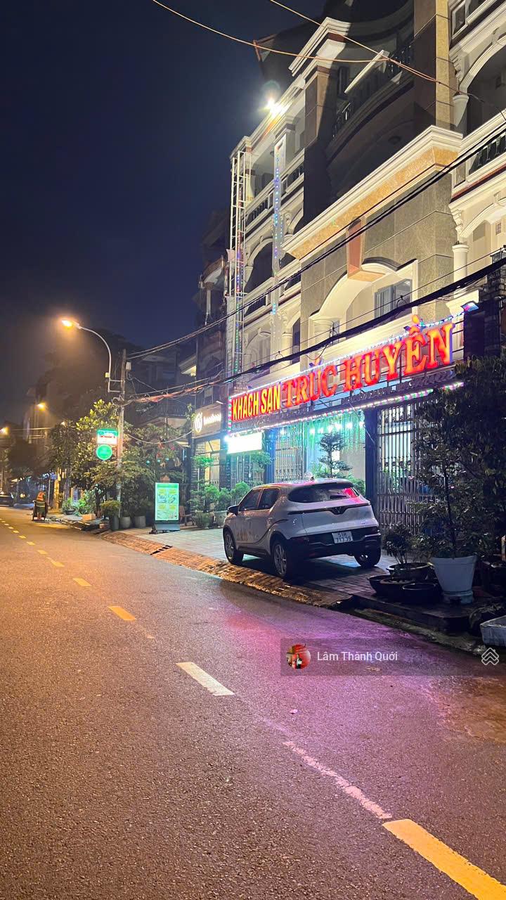 Bán KS Trúc Huyền, MT 40-42 Đường số 33, gần Vành Đai Trong, 20x20, 1 hầm, 5 tầng, 62 tỷ