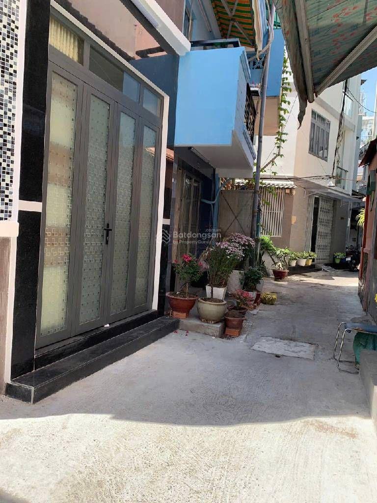 Bán nhà 4 tầng BTCT đường Lý Thái Tổ phường 9 quận 10