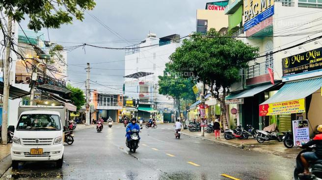Bán nhà mặt phố Đặng Tất, 150 triệu / m2, 299.4 m2, uy tín, chính chủ, Nha Trang, Khánh Hòa