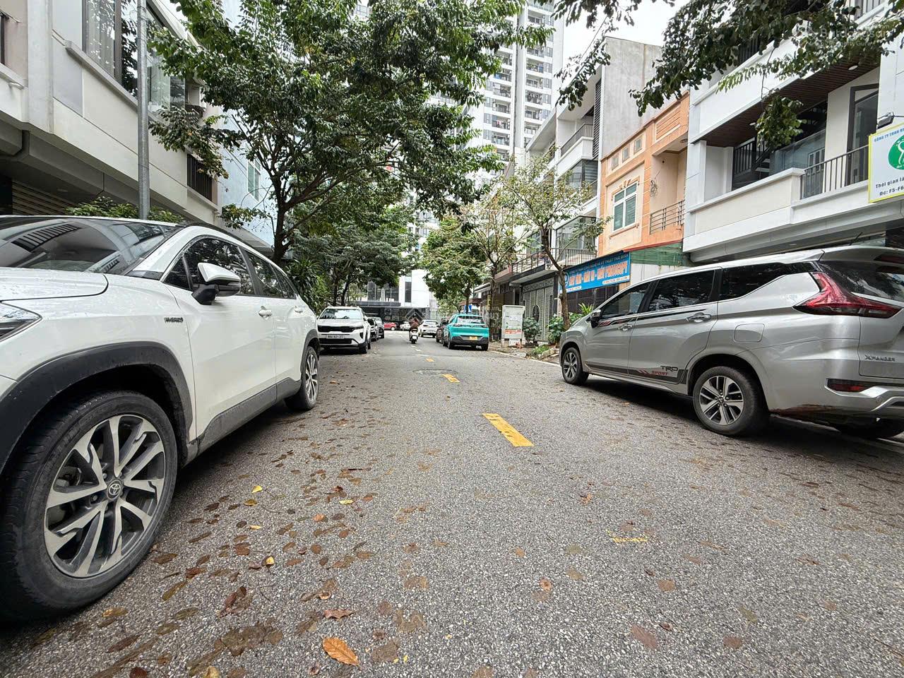 Nhà liền kề 110m2 - đối diện chung cư Lafotuna tại khu nhà ở Vạn Cát - Tích Sơn