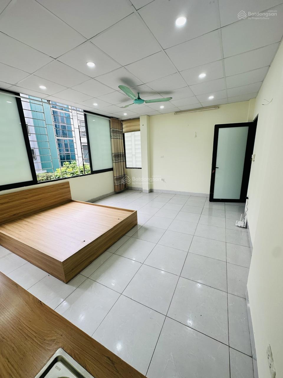 Cho thuê phòng trọ Vũ Trọng Khánh, Mỗ Lao, Phòng rộng thoáng như ảnh