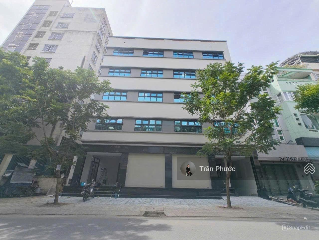 Cho thuê nhà Đường Thành Thái, P.14 Quận 10 DT: 17x10 1 hầm 1 trệt 4 lầu suốt PCCC đầy đủ sàn suốt