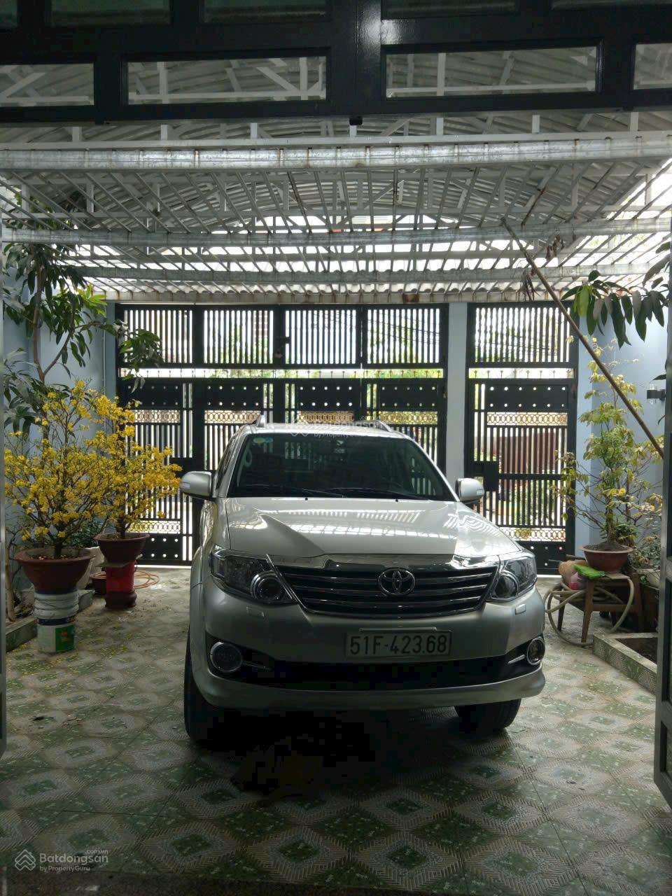 Biệt thự mini khu 7A Thành Thái chỉ với 20,5 tỷ. DT 10x12m. Biệt thự cũ 2 tầng. Tiện xây mới