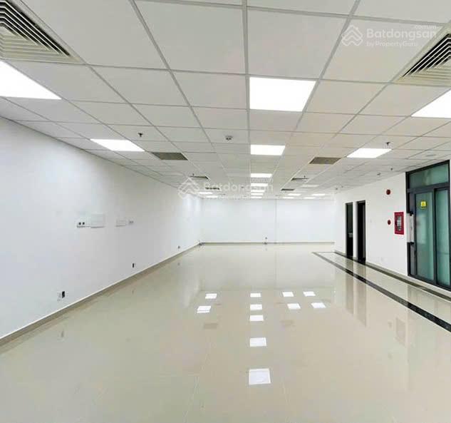 Cho thuê văn phòng mặt tiền đường Hát Giang Tân Bình 170m2 giá rẻ Cho thuê văn phòng mặt tiền đường Hát Giang Tân Bình 170m2 giá rẻ