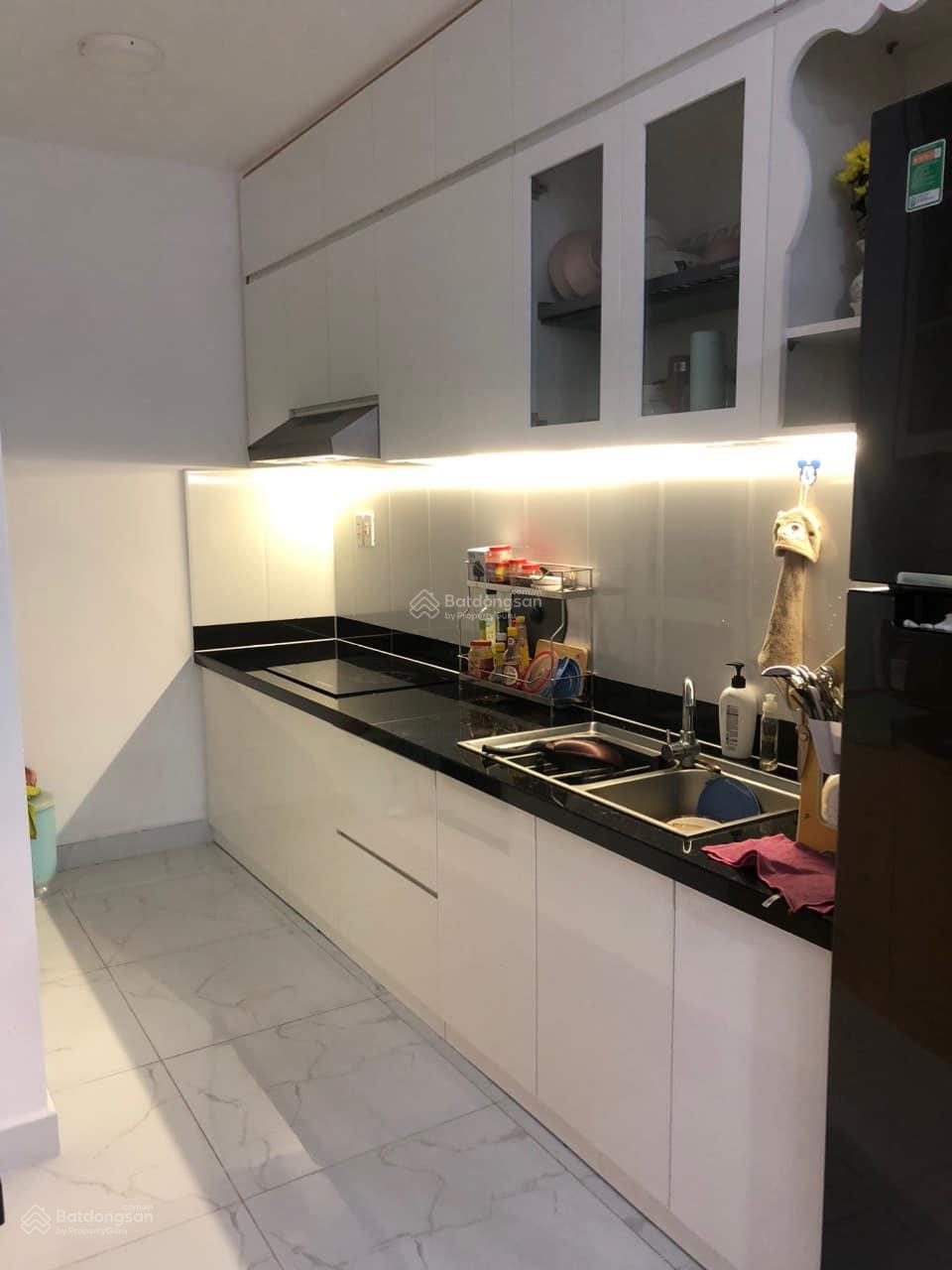 Bán căn hộ 65m2 2PN giá chỉ 2,9 tỷ. Sổ hồng riêng