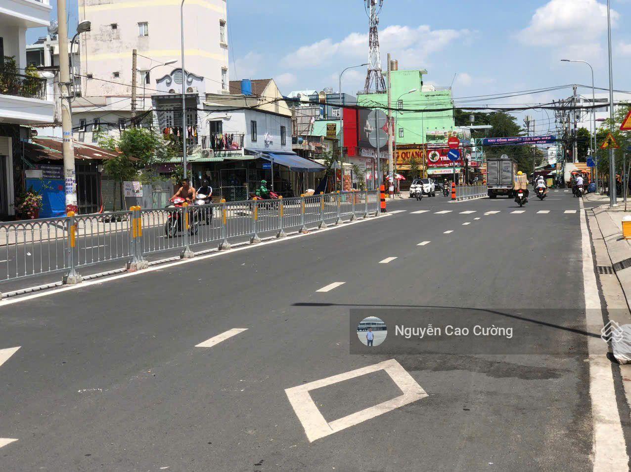 Mặt tiền Kinh Doanh 8x20m Hiệp thành 43 đường 30m, ngay ngã 4 Nguyễn Ảnh Thủ