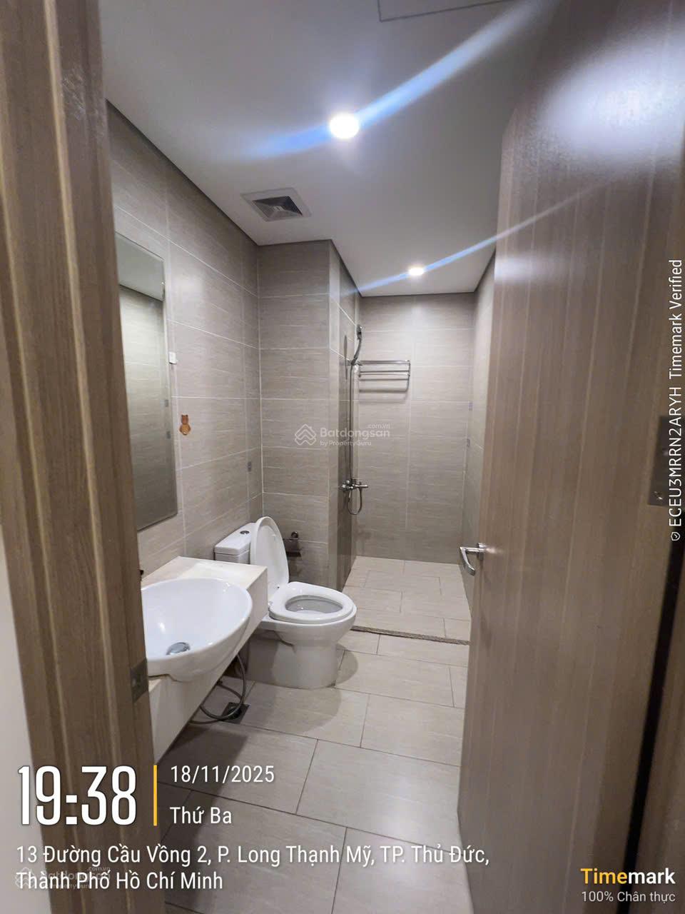 Cho thuê căn 1PN + 1 giá chỉ 7tr5/th full nội thất gỗ An Cường, tầng trung tòa S201 Cho thuê căn 1PN + 1 giá chỉ 7tr5/th full nội thất gỗ An Cường, tầng trung tòa S201