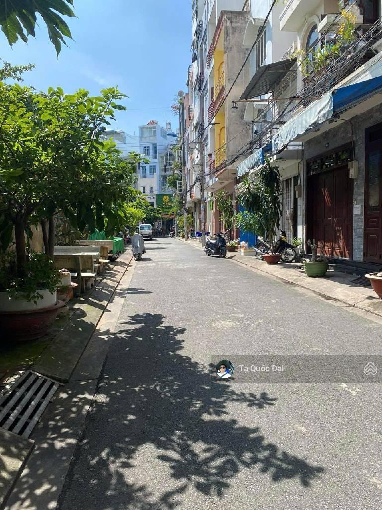 Quận 10 - mặt tiền Nguyễn Giản Thanh - nhà 2 mặt tiền - 4 tầng - 60.4m2 - 15.5 tỷ