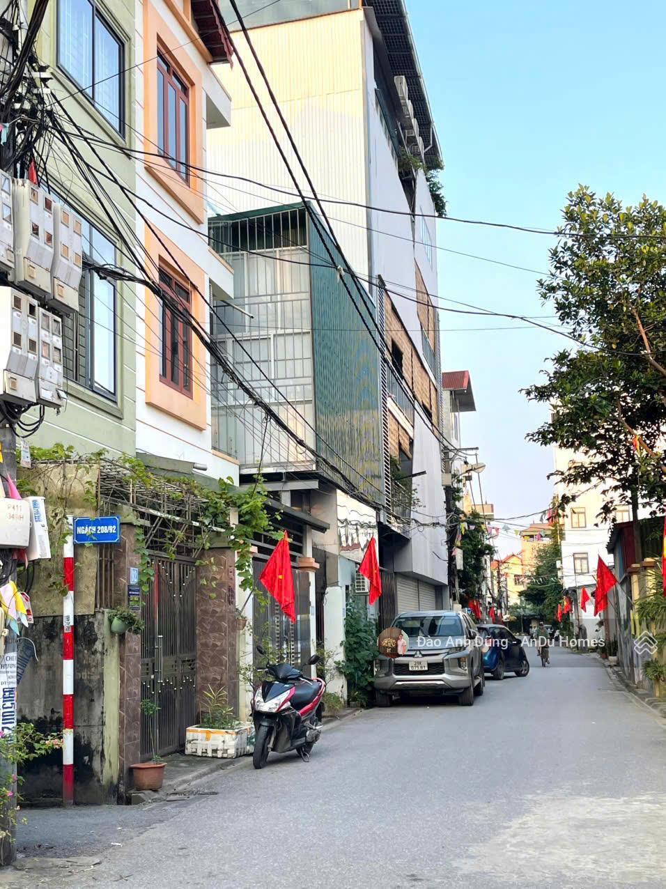 Bán nhà 4 tầng mới tinh trung tâm Trâu Quỳ, thiết kế hiện đại, giá chỉ 7,9 tỷ hàng hiếm Bán nhà 4 tầng mới tinh trung tâm Trâu Quỳ, thiết kế hiện đại, giá chỉ 7,9 tỷ hàng hiếm