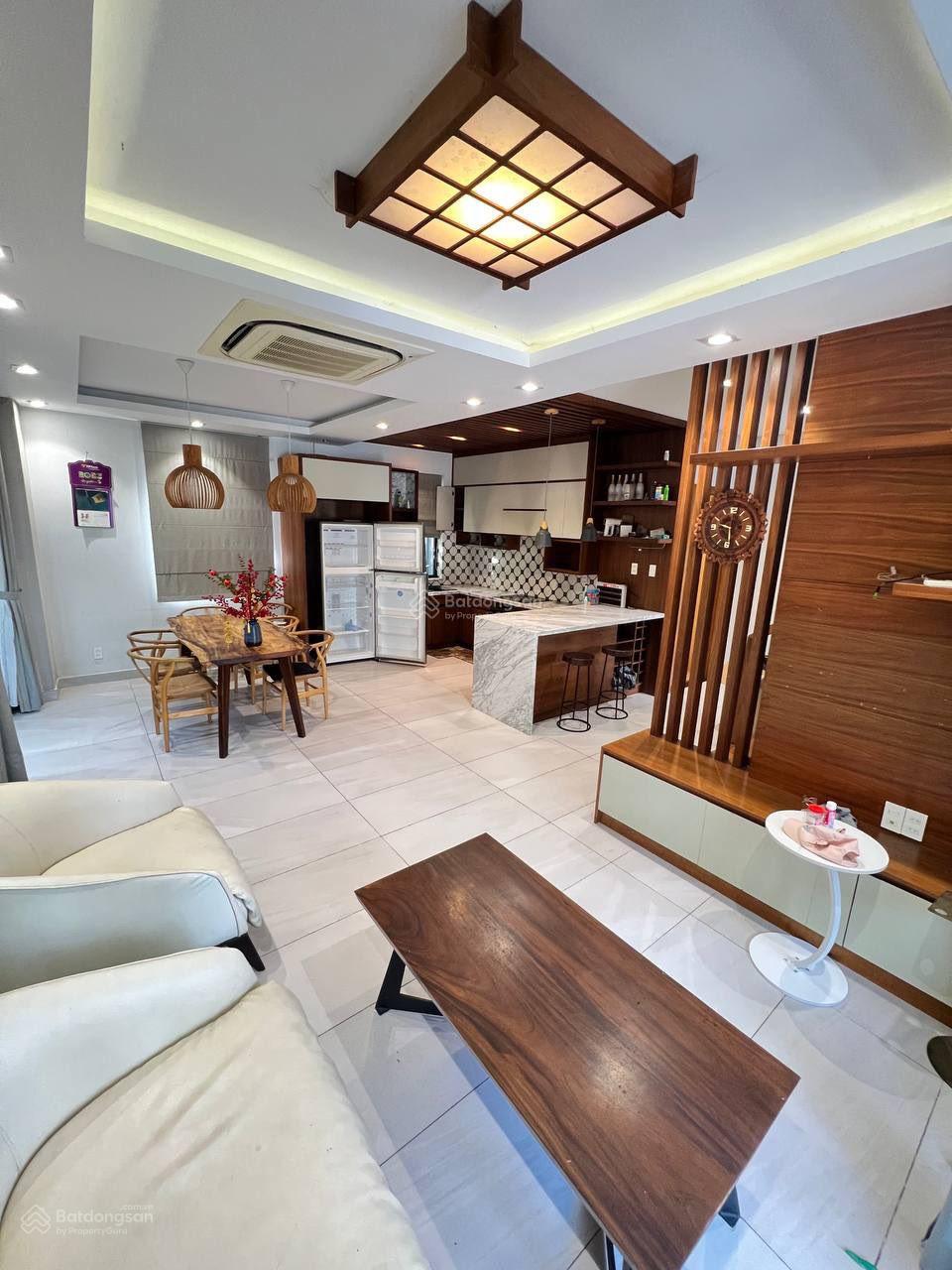 Cho thuê biệt thự Valora Fuji 13mx13m 2L3PN 26tr gần Liên Phường, Đỗ Xuân Hợp. LH 0901 193 ***