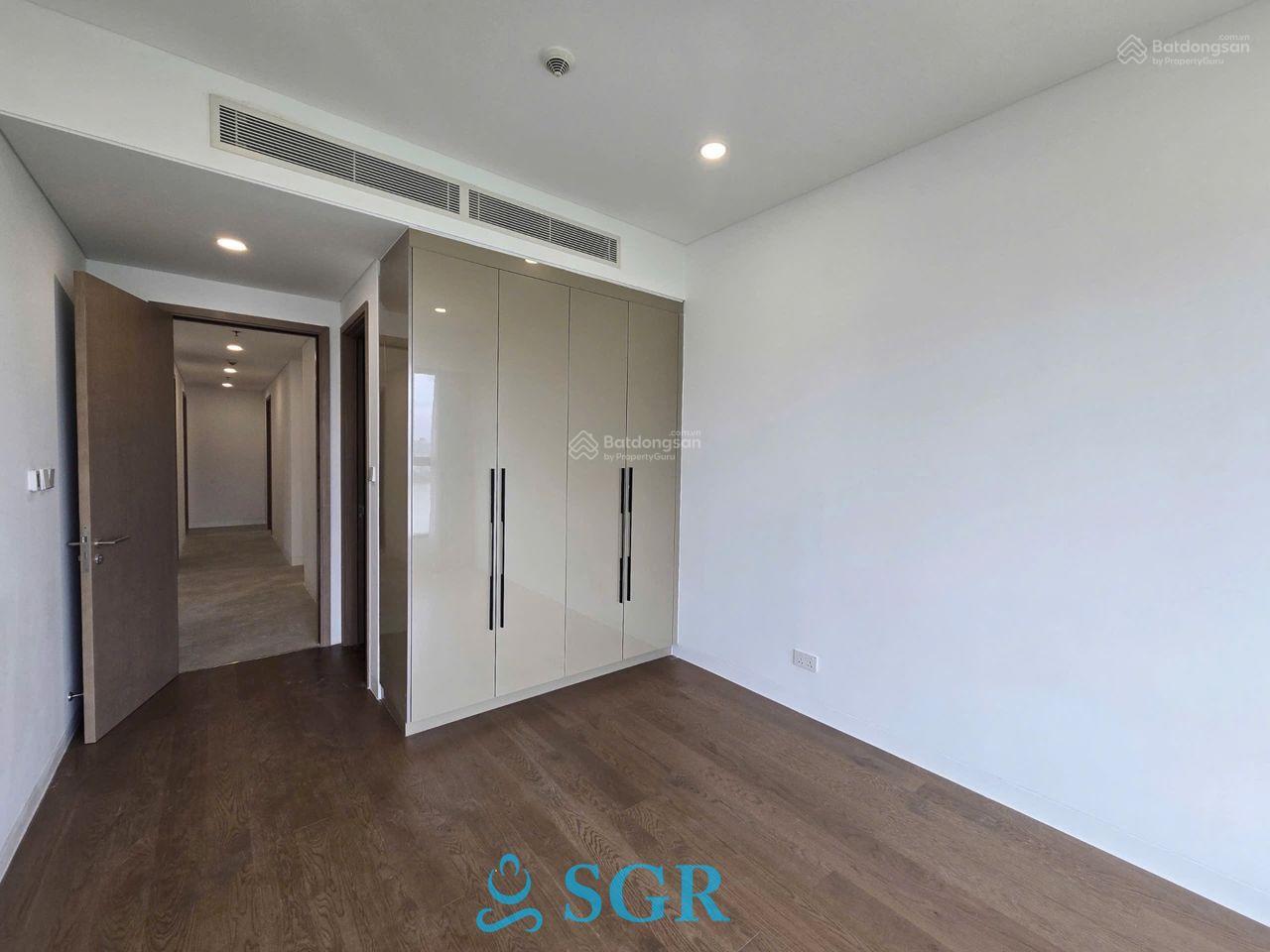 Tấn Trường: Bán nhanh 4PN - The River - tầng thấp thấp - 50 tỷ