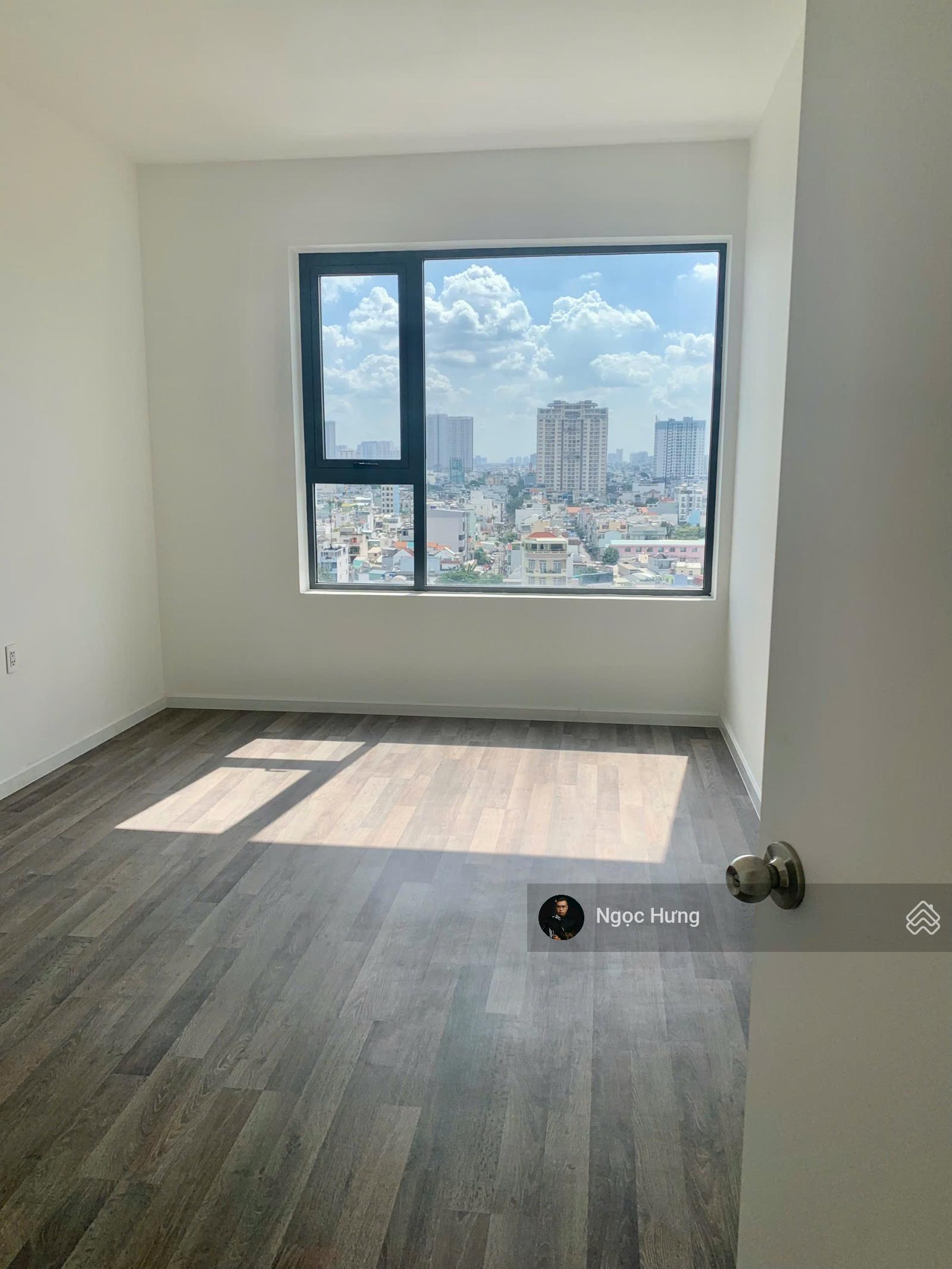 Bán căn hộ 2PN 93m2 mặt tiền Nguyễn Văn Linh, giá chỉ 5,2 tỷ, tặng bản thiết kế LH: 0985 519 ***